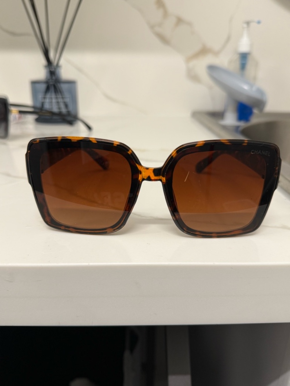Tortoiseshell Square Women's Sunglasses - Brown Lenses